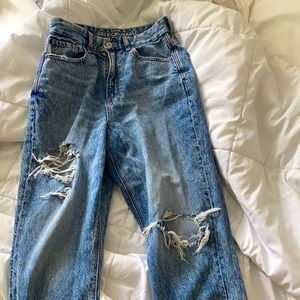 American Eagle Mom jeans